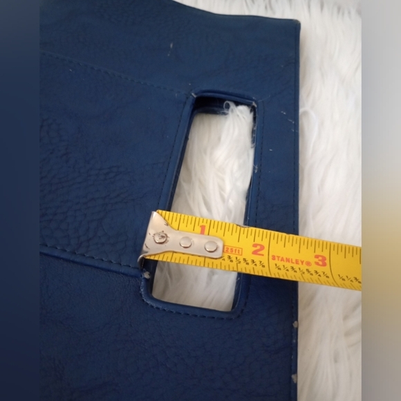 Charming Charlie Snap Closure Blue Faux Leather Clutch Purse - Picture 14 of 14